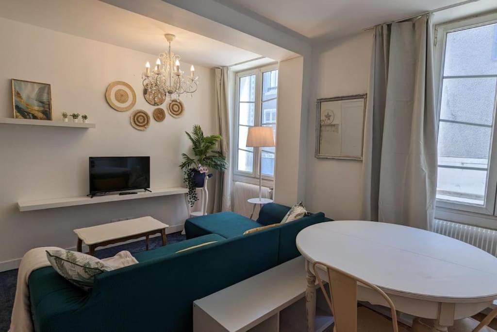 Cosy Queen -3Ch- Centre Ville & Parking Privee - Wifi Haut Debit Pau Eksteriør bilde